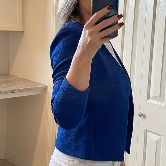 Cropped Blue Blazer - Picture 1 of 6
